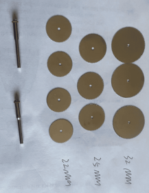 12 Saw Blade Set Configuration (Option: 12pc)
